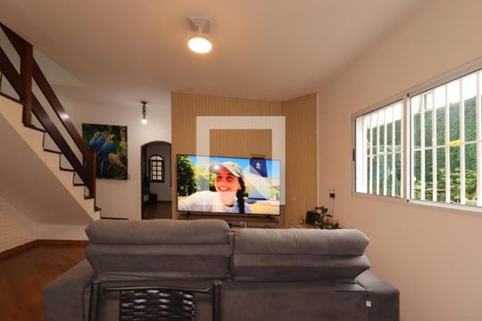 Sala de Jantar de casa para alugar com 4 quartos, 215m² em Jardim Las Vegas, Santo André
