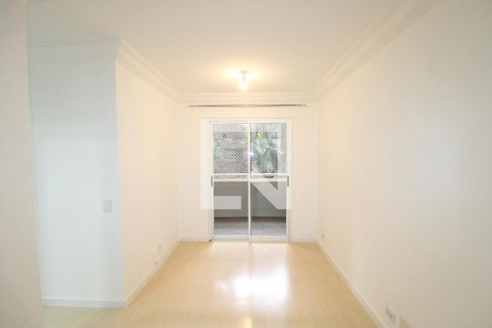 Sala de apartamento para alugar com 3 quartos, 70m² em Jardim das Laranjeiras, São Paulo