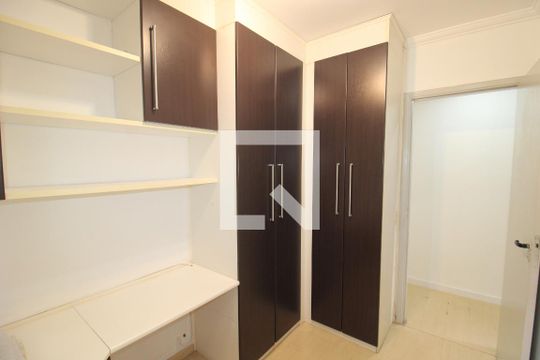 Quarto 1 de apartamento para alugar com 3 quartos, 70m² em Jardim das Laranjeiras, São Paulo