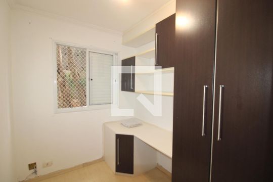 Quarto 1 de apartamento para alugar com 3 quartos, 70m² em Jardim das Laranjeiras, São Paulo