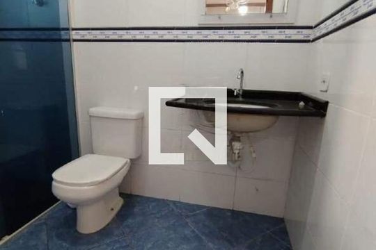 Banheiro de casa para alugar com 3 quartos, 148m² em Vila Clarice, Santo André