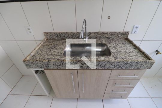Cozinha  de apartamento para alugar com 2 quartos, 49m² em Sumarezinho, Ribeirão Preto