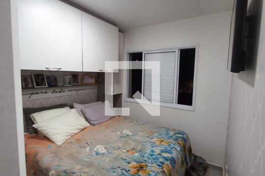 Quarto de apartamento para alugar com 2 quartos, 56m² em Vila Santa Maria, São Paulo