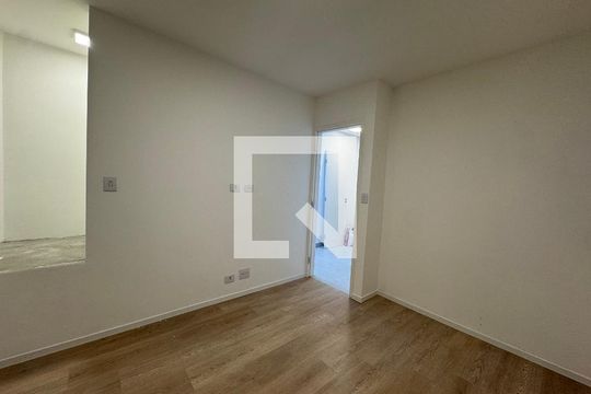Quarto 1 de casa de condomínio para alugar com 2 quartos, 60m² em Pestana, Osasco