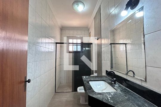 Casa para alugar com 16 quartos, 1000m² em Bandeirantes (Pampulha), Belo Horizonte
