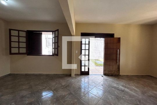 Casa para alugar com 16 quartos, 1000m² em Bandeirantes (Pampulha), Belo Horizonte