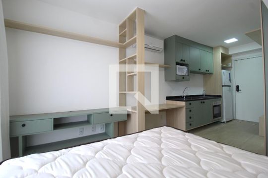 Sala/Quarto de kitnet/studio para alugar com 1 quarto, 25m² em Vila Olímpia, São Paulo