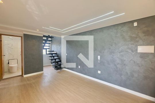 Sala de apartamento para alugar com 2 quartos, 82m² em Vila Nova Bonsucesso, Guarulhos