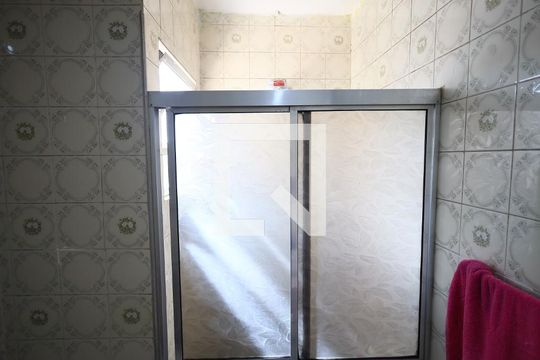 Banheiro de casa para alugar com 4 quartos, 247m² em Vila Osasco, Osasco