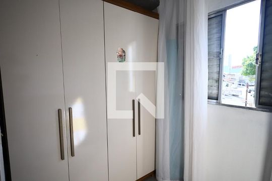 Quarto 2 de casa para alugar com 4 quartos, 247m² em Vila Osasco, Osasco