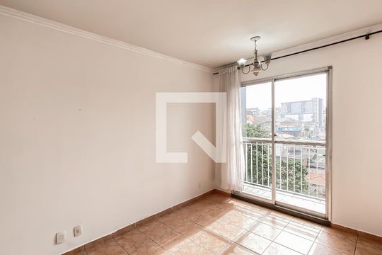 Sala  de apartamento para alugar com 2 quartos, 50m² em Cidade Patriarca, São Paulo