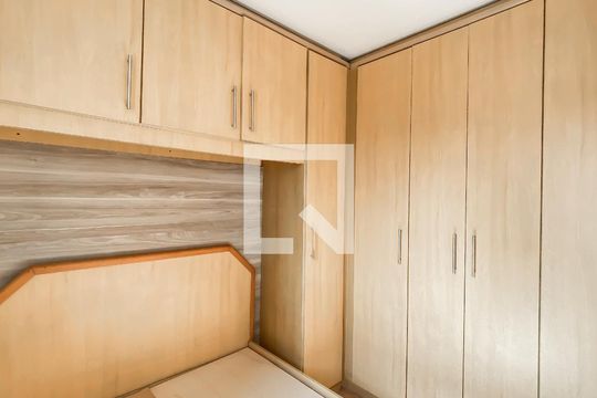 Quarto 1 de apartamento para alugar com 2 quartos, 50m² em Cidade Patriarca, São Paulo
