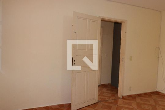 Quarto 1 de casa para alugar com 2 quartos, 70m² em Cidade Ademar, São Paulo