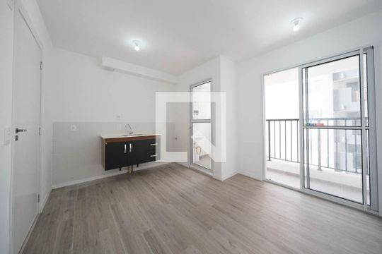 Sala/Cozinha de apartamento à venda com 2 quartos, 38m² em Vila Campanela, São Paulo