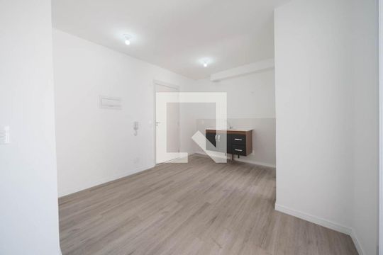 Sala/Cozinha de apartamento à venda com 2 quartos, 38m² em Vila Campanela, São Paulo