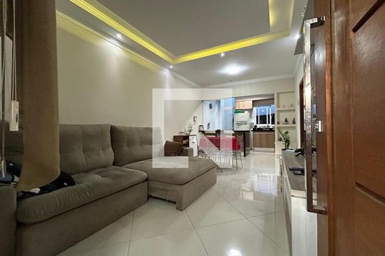 Casa à venda com 3 quartos, 181m² em Parque da Amizade (Nova Veneza), Sumaré