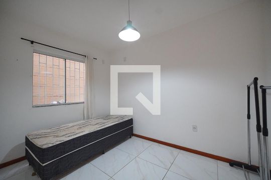 Suíte de apartamento para alugar com 2 quartos, 60m² em Ingleses do Rio Vermelho, Florianópolis