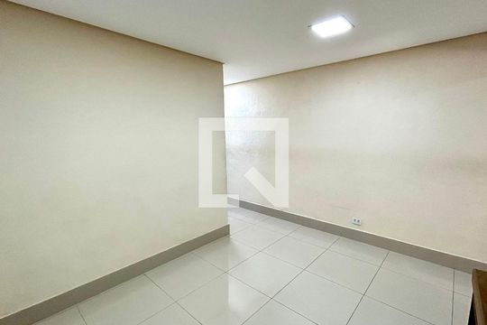 Casa à venda com 5 quartos, 175m² em Jardim Monte Carmelo, Guarulhos