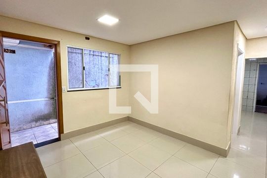 Casa à venda com 5 quartos, 175m² em Jardim Monte Carmelo, Guarulhos