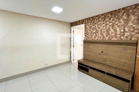Casa à venda com 5 quartos, 175m² em Jardim Monte Carmelo, Guarulhos