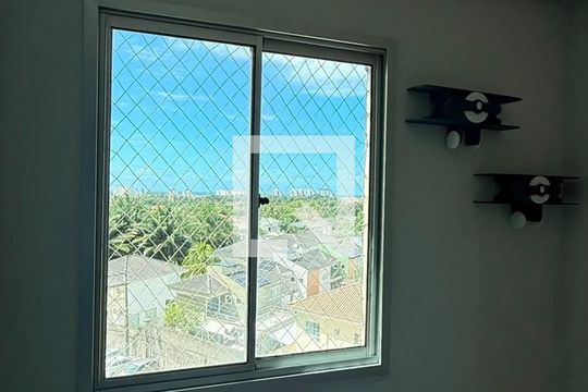 Quarto de apartamento para alugar com 3 quartos, 71m² em Itapuã, Salvador