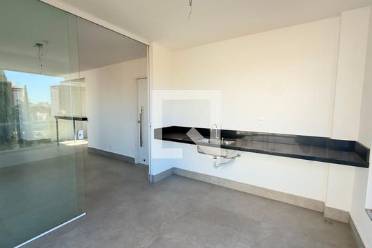 Apartamento à venda com 4 quartos, 287m² em Castelo, Belo Horizonte