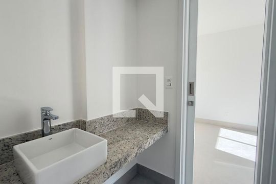 Apartamento à venda com 4 quartos, 287m² em Castelo, Belo Horizonte