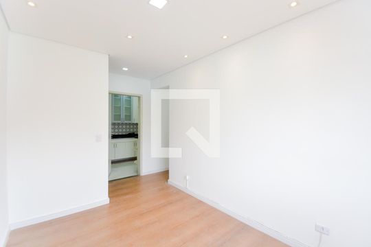 Sala de apartamento para alugar com 2 quartos, 72m² em Jardim Testae, Guarulhos