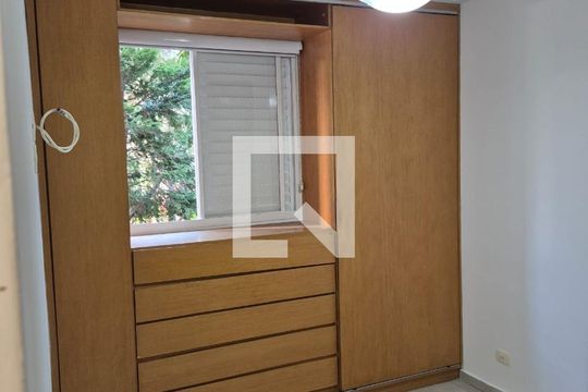 Quarto de apartamento para alugar com 2 quartos, 56m² em Chacara Nossa Senhora do Bom Conselho, São Paulo