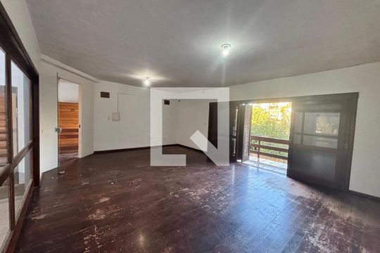 Casa para alugar com 4 quartos, 418m² em Guarani, Novo Hamburgo