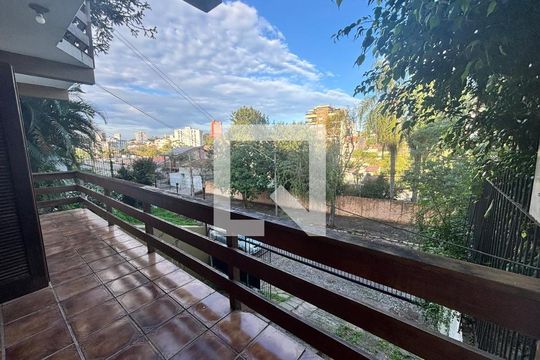 Casa para alugar com 4 quartos, 418m² em Guarani, Novo Hamburgo
