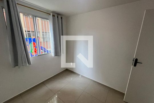 Quarto 2 de apartamento para alugar com 2 quartos, 40m² em Super Quadra Morumbi, São Paulo