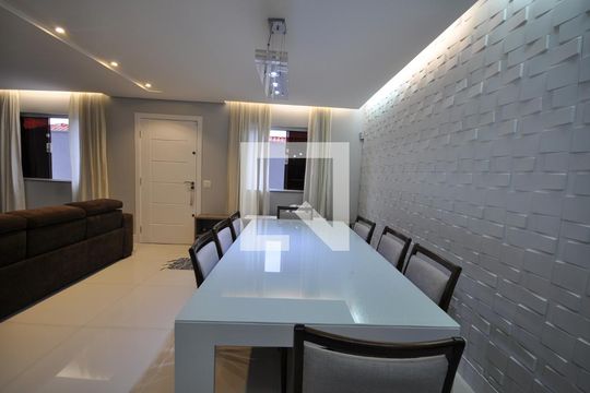 Sala de casa de condomínio à venda com 3 quartos, 145m² em Vila Paiva, São Paulo