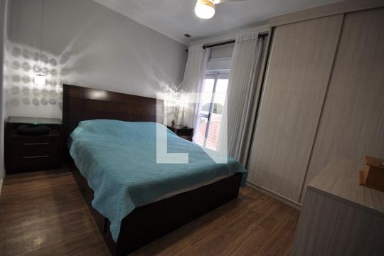 Quarto Suíte de casa de condomínio à venda com 3 quartos, 145m² em Vila Paiva, São Paulo
