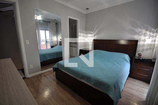 Quarto Suíte de casa de condomínio à venda com 3 quartos, 145m² em Vila Paiva, São Paulo