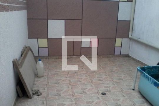 Quarto de casa à venda com 2 quartos, 101m² em Jardim Santa Emilia, Guarulhos