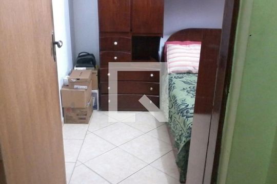 Quarto de casa à venda com 2 quartos, 101m² em Jardim Santa Emilia, Guarulhos