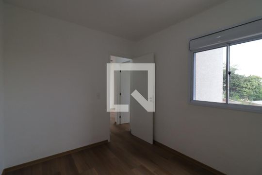 Quarto 1 de apartamento para alugar com 2 quartos, 43m² em Vila Isa, São Paulo