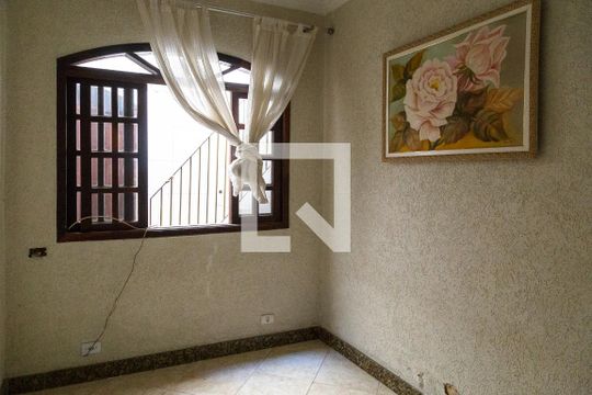 Quarto 1 de casa para alugar com 5 quartos, 350m² em Gopouva, Guarulhos