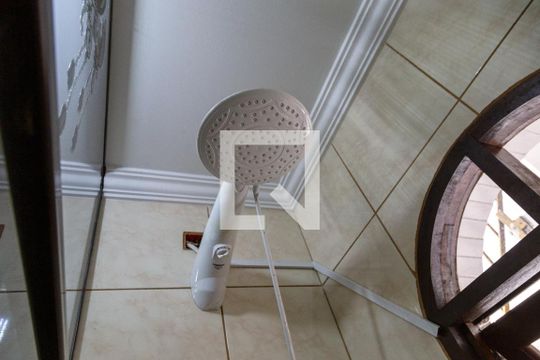 Banheiro 1 de casa para alugar com 5 quartos, 350m² em Gopouva, Guarulhos