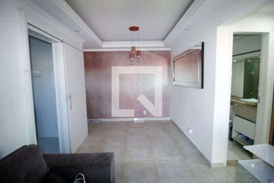 Sala de apartamento à venda com 2 quartos, 50m² em Parada de Lucas, Rio de Janeiro