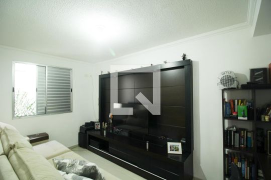 Sala de TV de apartamento à venda com 4 quartos, 94m² em Vila Miriam, São Paulo