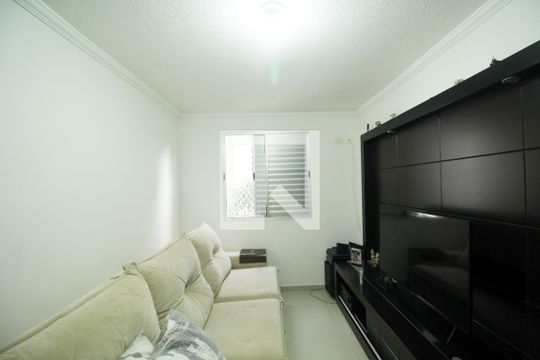 Sala de TV de apartamento à venda com 4 quartos, 94m² em Vila Miriam, São Paulo