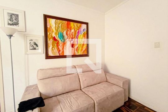 Sala de apartamento à venda com 1 quarto, 40m² em Menino Deus, Porto Alegre