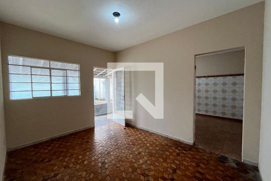 Sala de casa para alugar com 1 quarto, 55m² em Vila Mimosa, Campinas