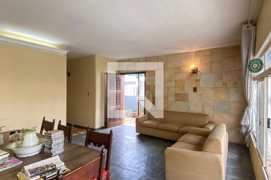 Sala de casa para alugar com 3 quartos, 205m² em Vila Campesina, Osasco