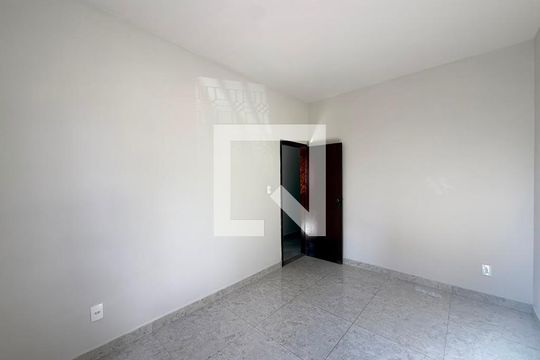 Quarto de apartamento para alugar com 3 quartos, 90m² em Ouro Preto, Belo Horizonte