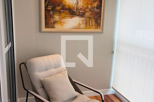 Apartamento para alugar com 3 quartos, 213m² em Santo Amaro, São Paulo
