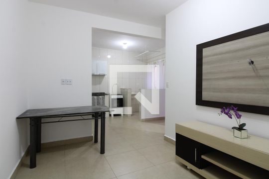 Casa para alugar com 1 quarto, 48m² em Vila Silvia, São Paulo