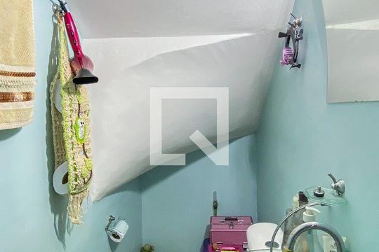 Lavabo  de casa para alugar com 2 quartos, 210m² em Vila Sao Francisco (zona Leste), São Paulo